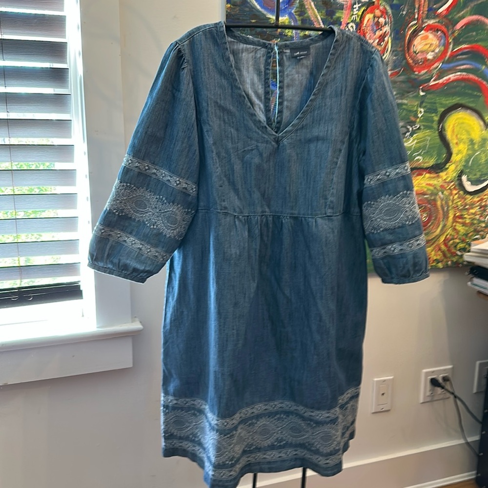 J Jill Denim dress in size PM, with pockets!